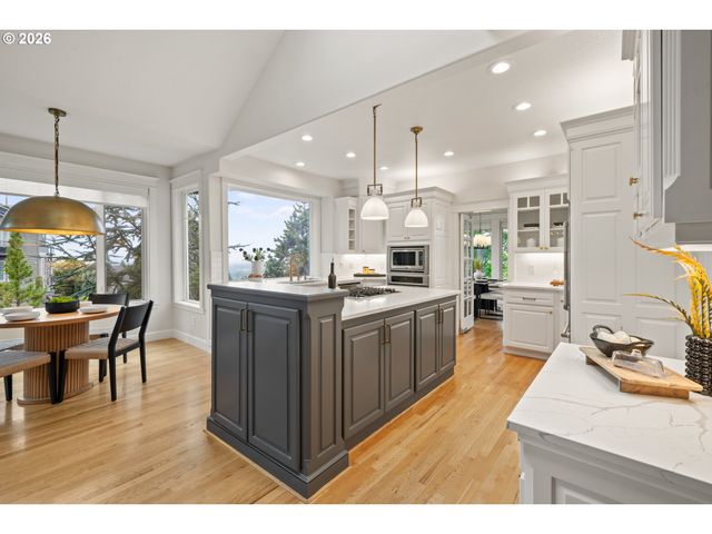 2722 Nw 24TH Ave, Camas, WA 98607