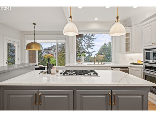 2722 Nw 24TH Ave, Camas, WA 98607