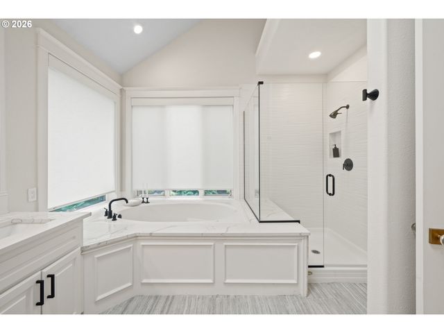 2722 Nw 24TH Ave, Camas, WA 98607