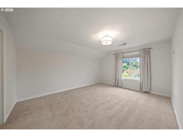2722 Nw 24TH Ave, Camas, WA 98607