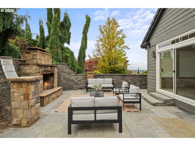 2722 Nw 24TH Ave, Camas, WA 98607