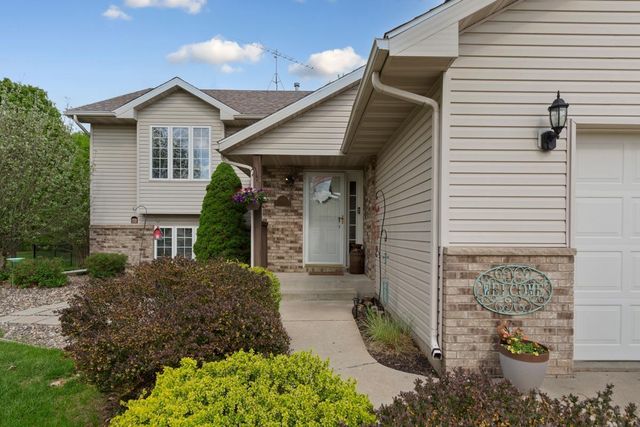 1905 Richway Lane SE, Owatonna, MN 55060