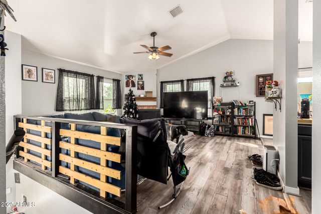 921 S VAL VISTA Drive 11, Mesa, AZ 85204