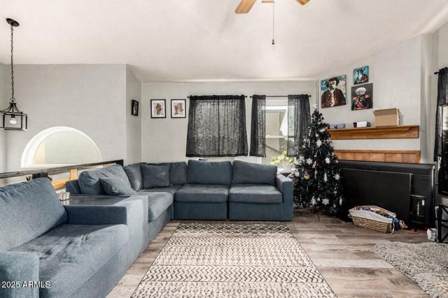 921 S VAL VISTA Drive 11, Mesa, AZ 85204