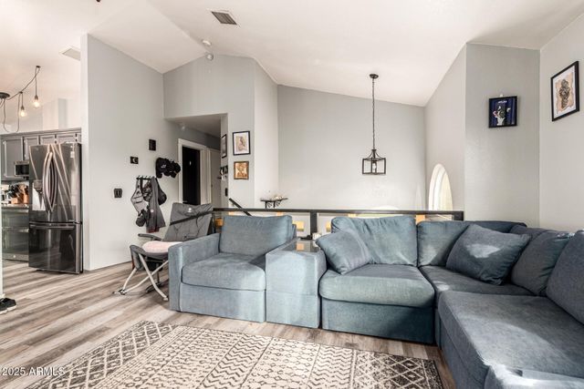 921 S VAL VISTA Drive 11, Mesa, AZ 85204