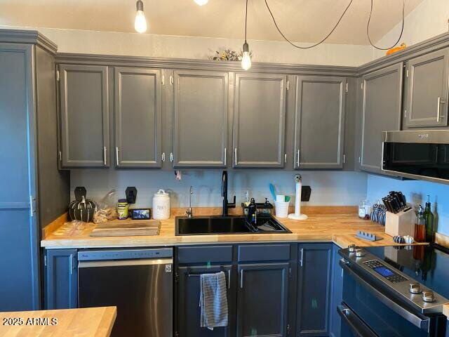 921 S VAL VISTA Drive 11, Mesa, AZ 85204