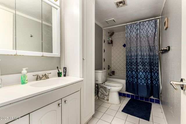 921 S VAL VISTA Drive 11, Mesa, AZ 85204