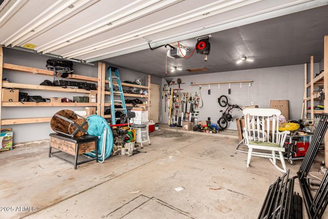 921 S VAL VISTA Drive 11, Mesa, AZ 85204