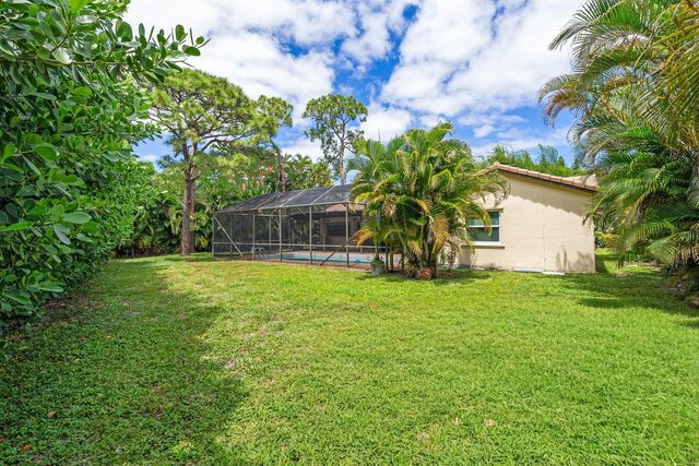 2493 Timbercreek Circle NW, Boca Raton, FL 33431