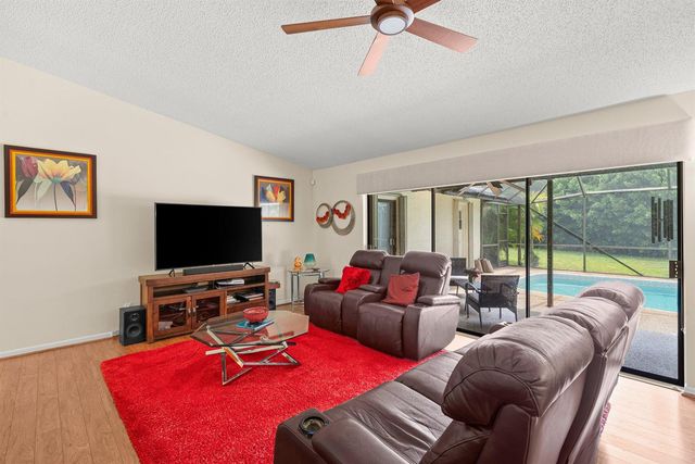 2493 Timbercreek Circle NW, Boca Raton, FL 33431
