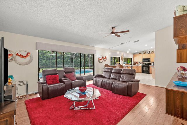 2493 Timbercreek Circle NW, Boca Raton, FL 33431