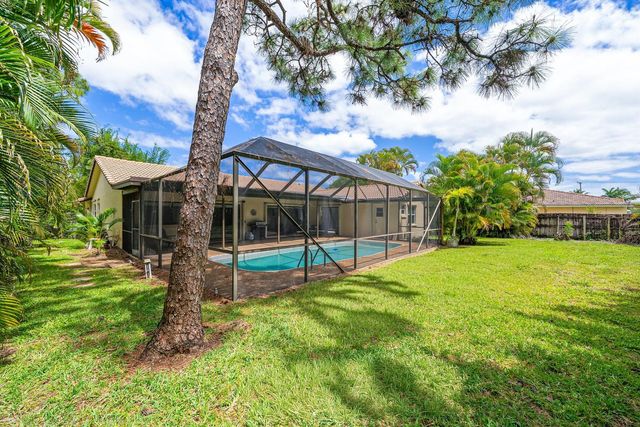 2493 Timbercreek Circle NW, Boca Raton, FL 33431