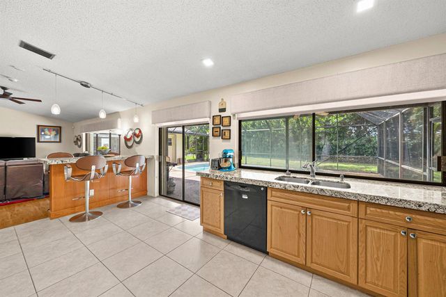 2493 Timbercreek Circle NW, Boca Raton, FL 33431