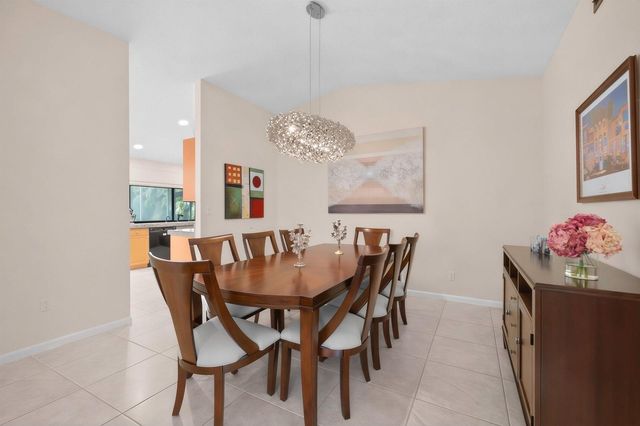 2493 Timbercreek Circle NW, Boca Raton, FL 33431