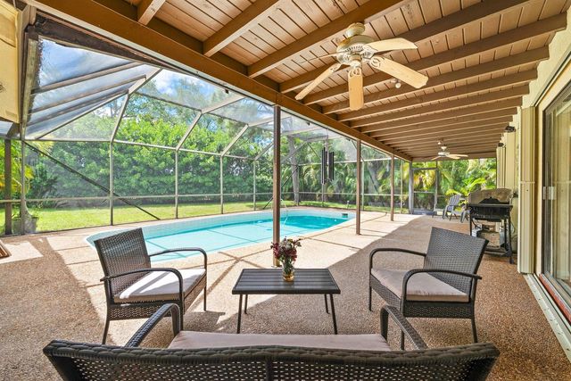 2493 Timbercreek Circle NW, Boca Raton, FL 33431