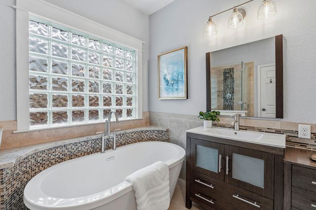 7302 John Blocker DR, Austin, TX 78749