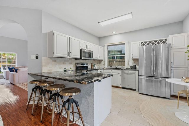 7302 John Blocker DR, Austin, TX 78749