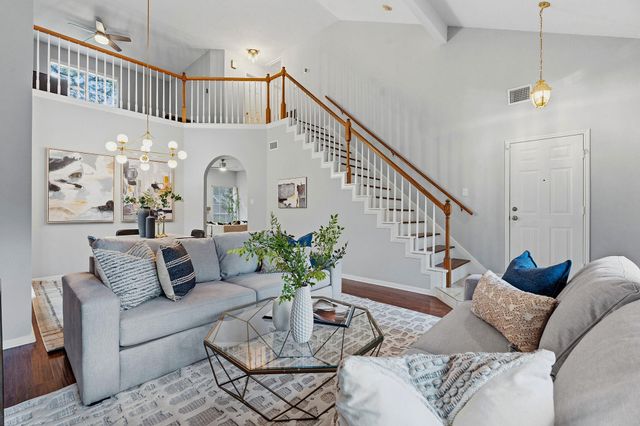 7302 John Blocker DR, Austin, TX 78749