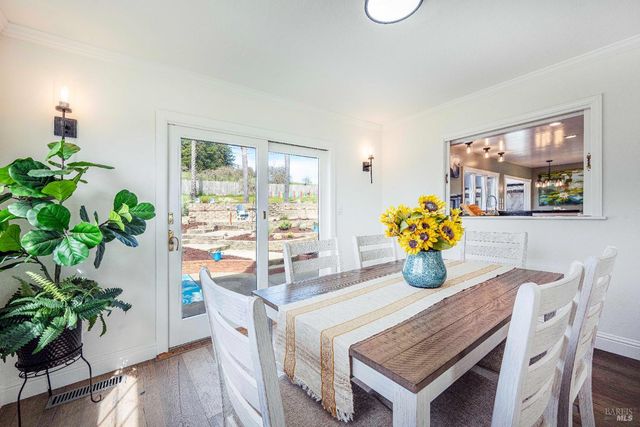 2693 Bloomfield Rd, Sebastopol, CA 95472