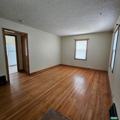 4025 Everett Street, Lincoln, NE 68506