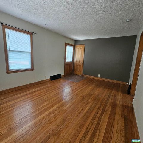4025 Everett Street, Lincoln, NE 68506