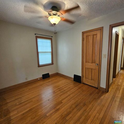 4025 Everett Street, Lincoln, NE 68506