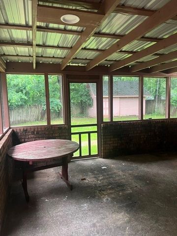1143 Southland Park Drive, Shreveport, LA 71118