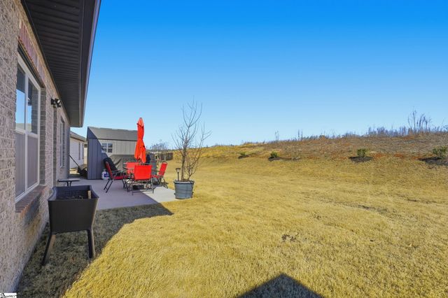 30 Woodcross Drive, Simpsonville, SC 29681