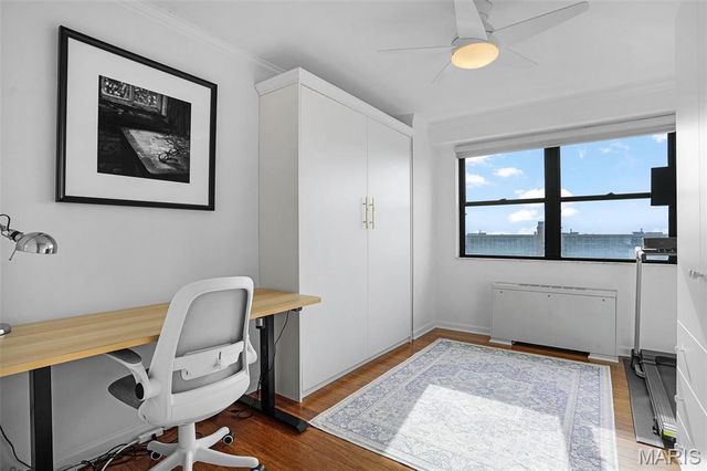 4466 W Pine Boulevard 15F, St Louis, MO 63108