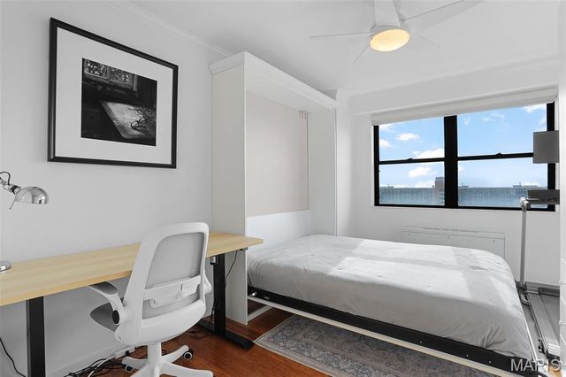 4466 W Pine Boulevard 15F, St Louis, MO 63108