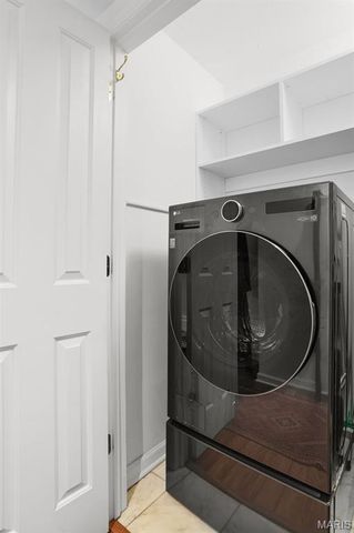 4466 W Pine Boulevard 15F, St Louis, MO 63108