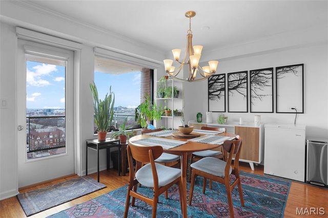 4466 W Pine Boulevard 15F, St Louis, MO 63108