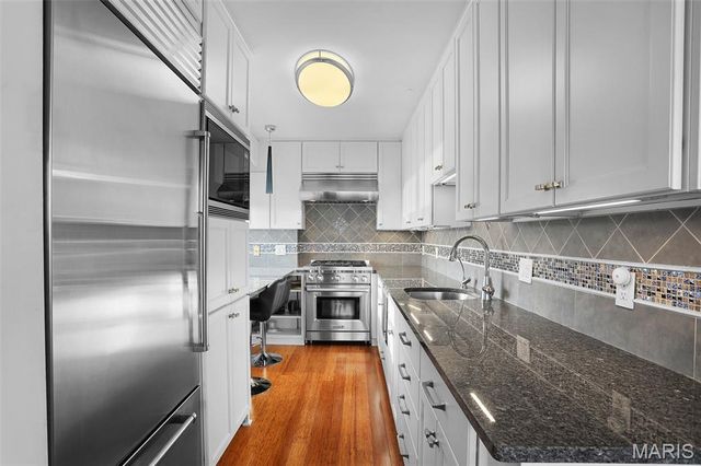 4466 W Pine Boulevard 15F, St Louis, MO 63108