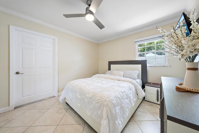 904 Ortega Road, West Palm Beach, FL 33405