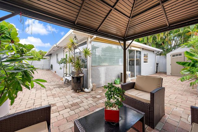 904 Ortega Road, West Palm Beach, FL 33405