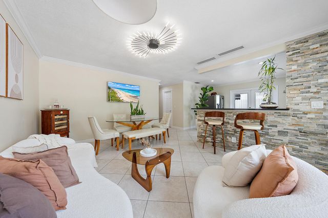 904 Ortega Road, West Palm Beach, FL 33405