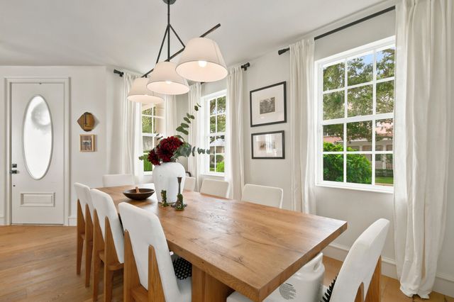 213 NEW HAVEN Boulevard, Jupiter, FL 33458