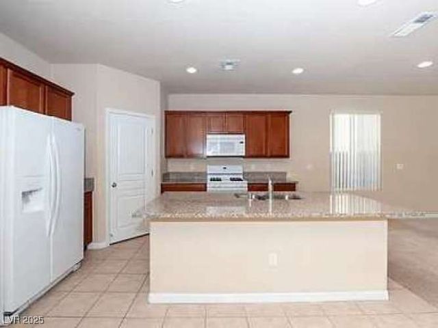 7659 Dewy Falls Avenue, Las Vegas, NV 89179