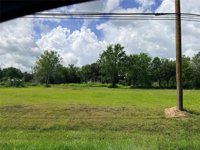 16618 County Road 831, Pearland, TX 77584