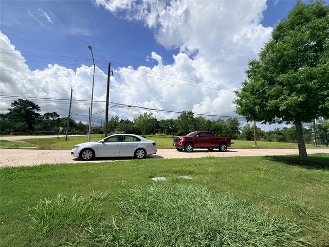 16618 County Road 831, Pearland, TX 77584