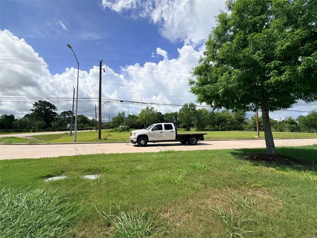 16618 County Road 831, Pearland, TX 77584