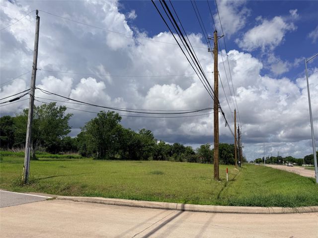 16618 County Road 831, Pearland, TX 77584