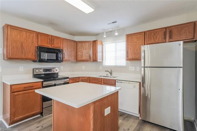 5605 Hidden lake Drive, Browns Summit, NC 27214