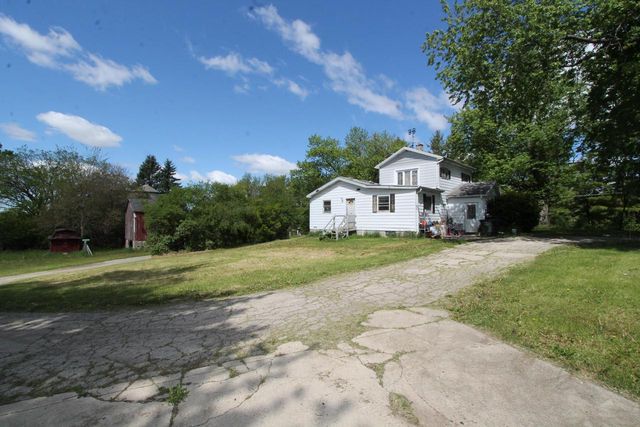 6131 Loomis ROAD, Waterford, WI 53185