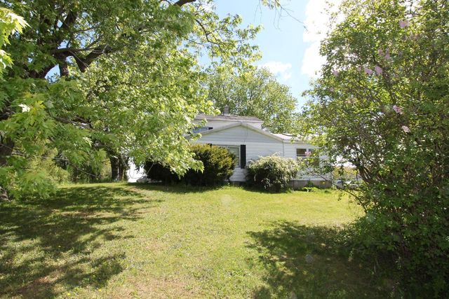 6131 Loomis ROAD, Waterford, WI 53185