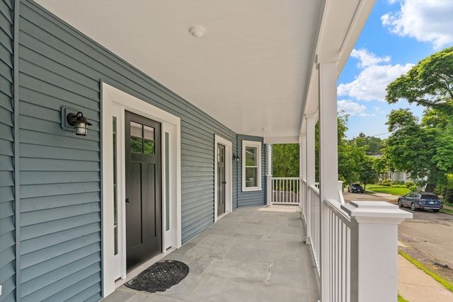 35 George St 35, Newton, MA 02458