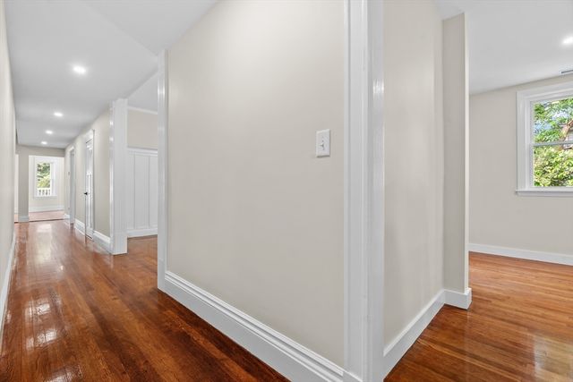 35 George St 35, Newton, MA 02458
