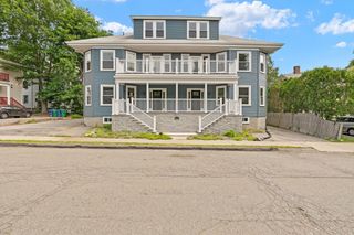 35 George St 35, Newton, MA 02458