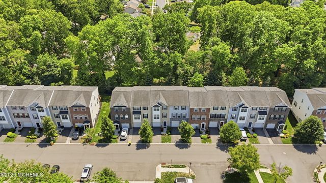 239 Chickadee Court, Freehold, NJ 07728