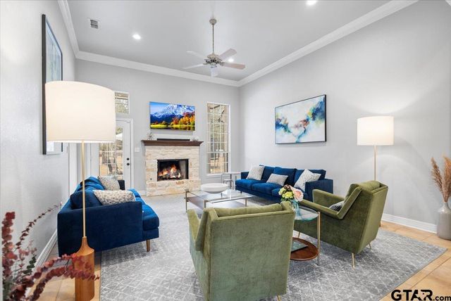 17679 Briarpatch, Lindale, TX 75771